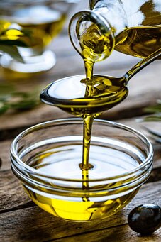 cooking with olive oil | the mediterranean dish.jpeg